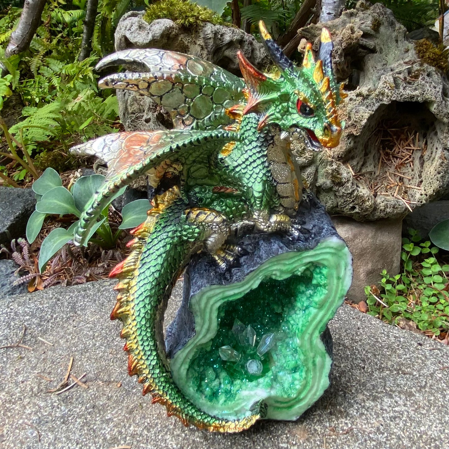 Green Crystal with Dragon