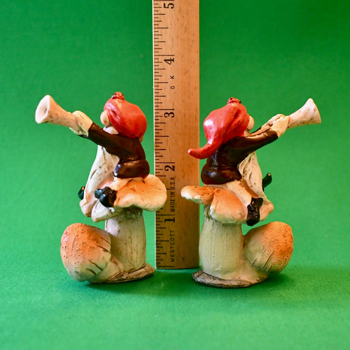 Mini Garden Gnome Blowing Horn