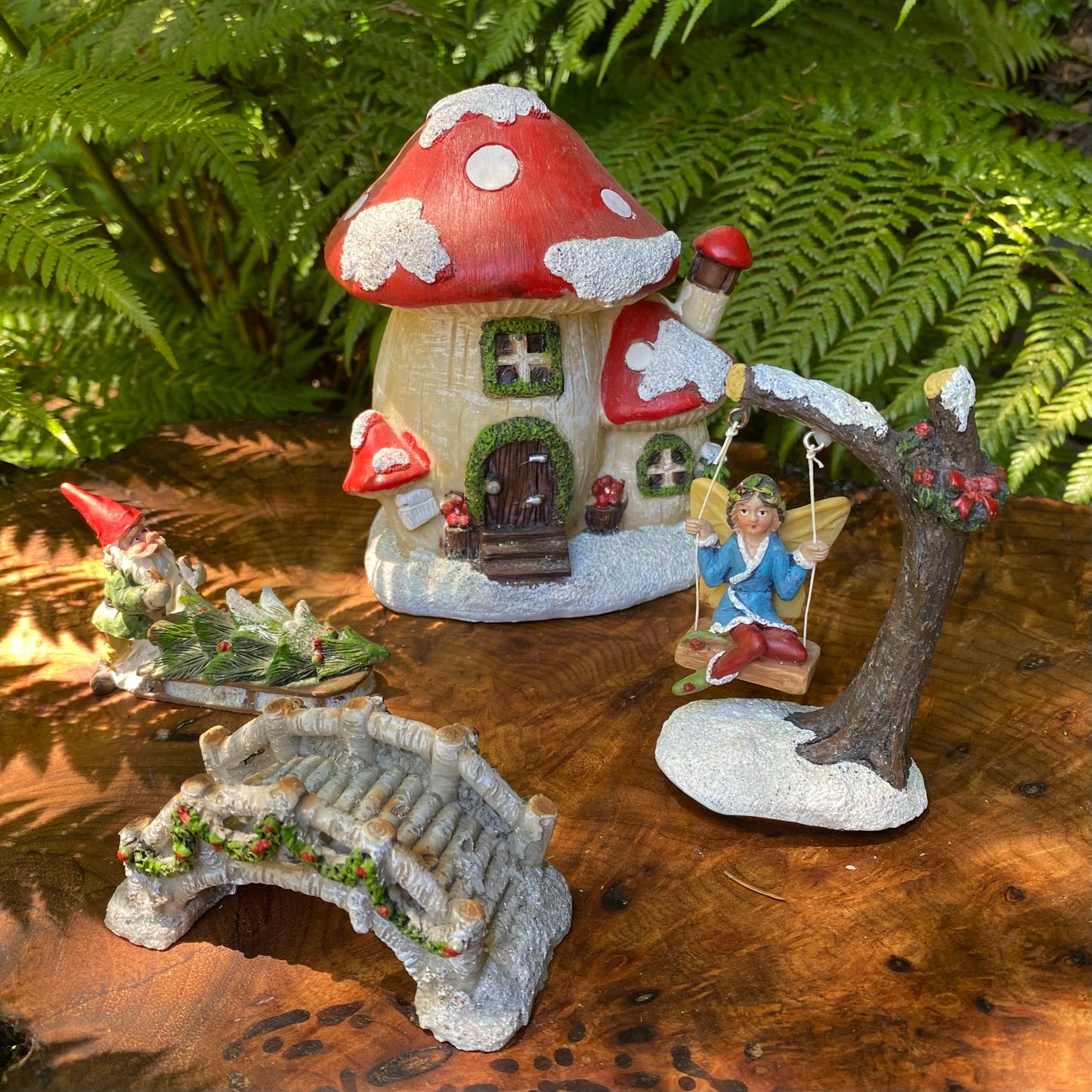 Winter Fairyland Mushroom House