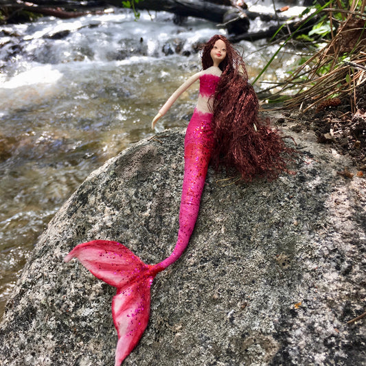 Fae Folk World Mermaid Fairy Coral Bell